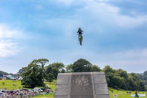 0H0A7675 300x200 - 0H0A7675