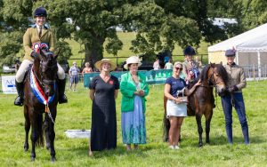 0H0A8220 300x188 - 0H0A8220