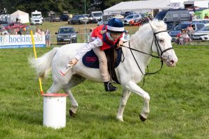 0H0A8520 300x200 - 0H0A8520